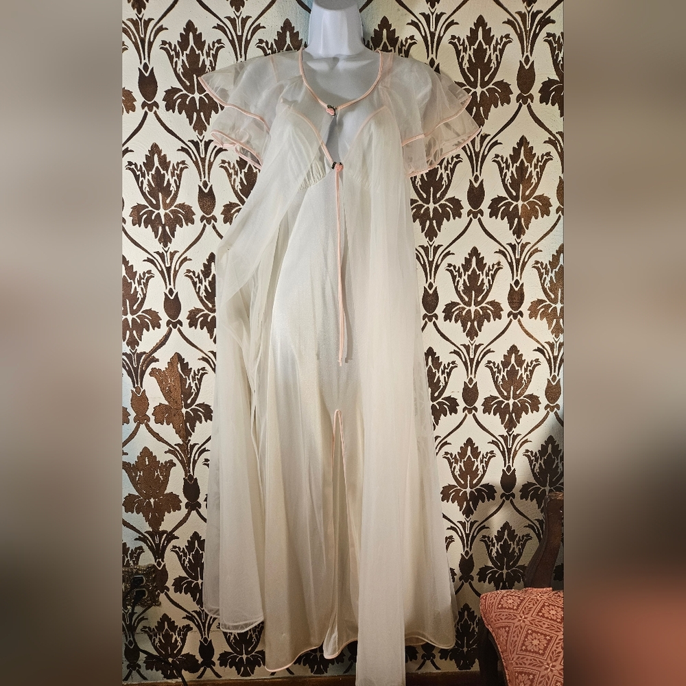 Vtg.60s Val Mode 2-Pc White Set Sheer Lingerie Nightgown Robe  Womens PS PETITE